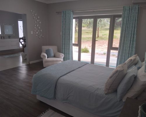 Room 4 (1) (Medium)